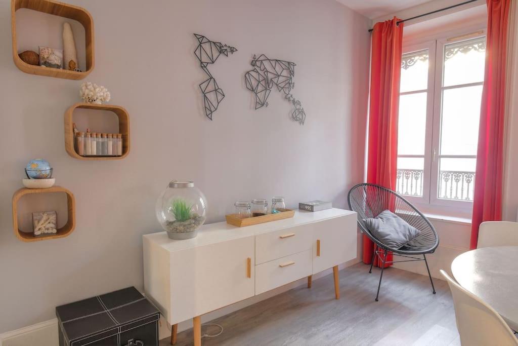 Super Idealement Situe, 6eme * Lyon